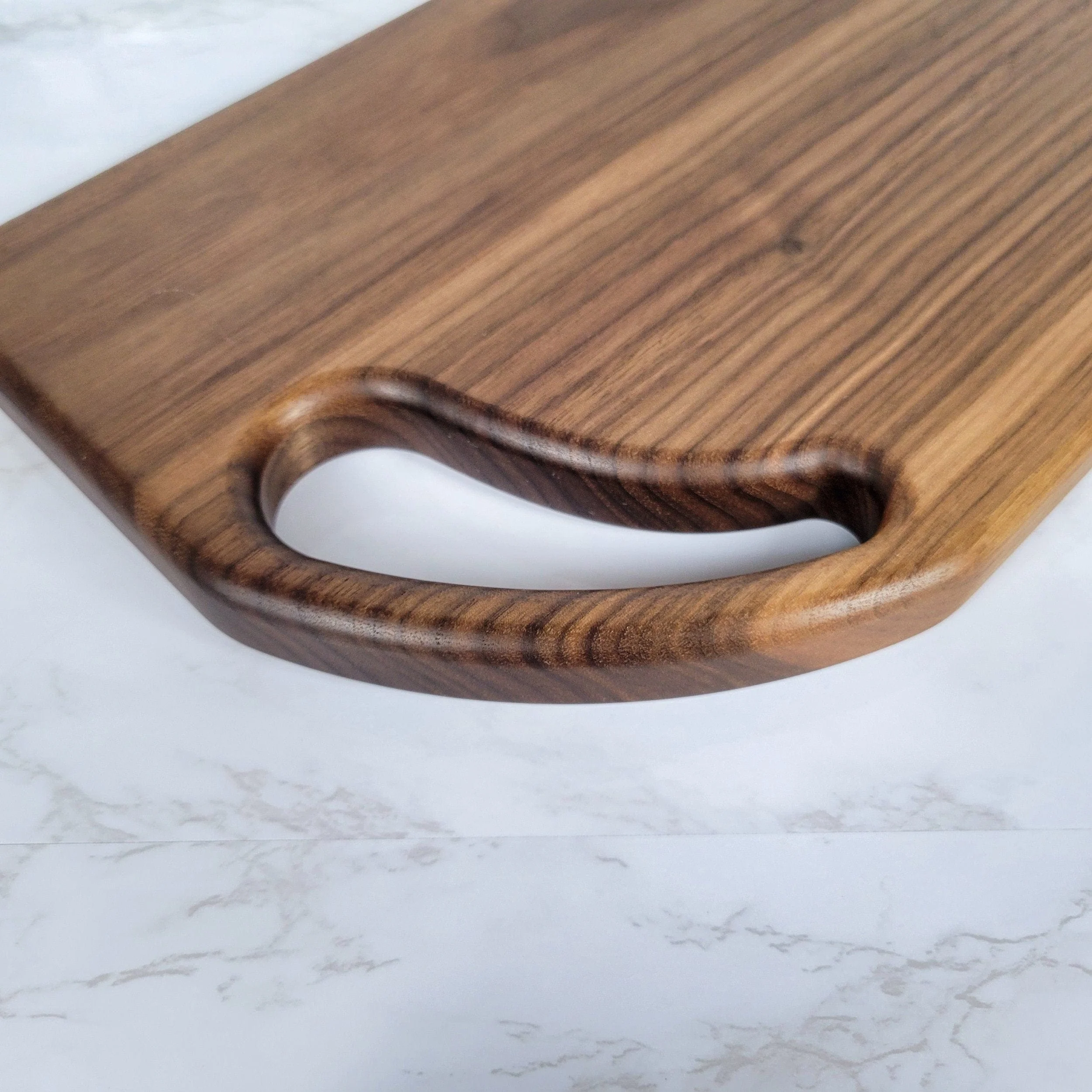 Curved Corner Handle Black Walnut Cutting Board - Image 3