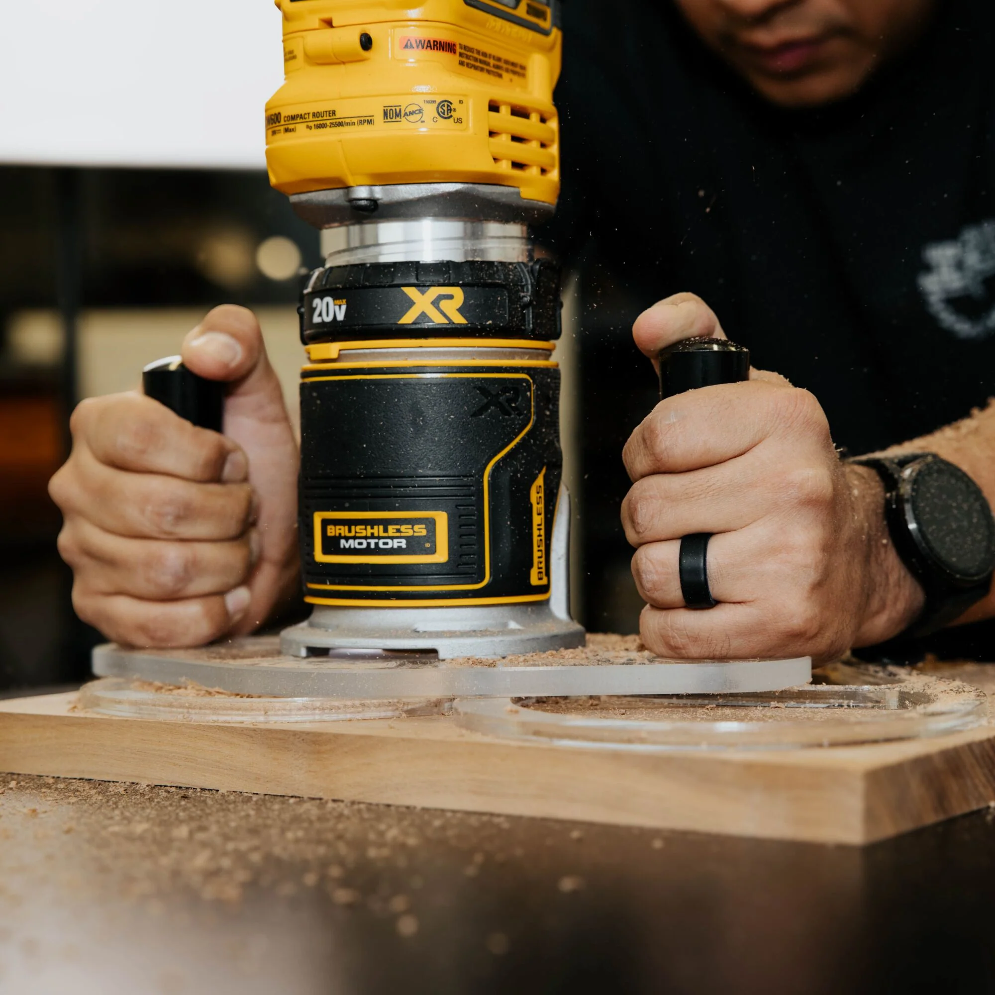 TrimFit Pro® DUAL GRIP Router Base Plate for DeWalt DWP611 and DCW600B - Image 3