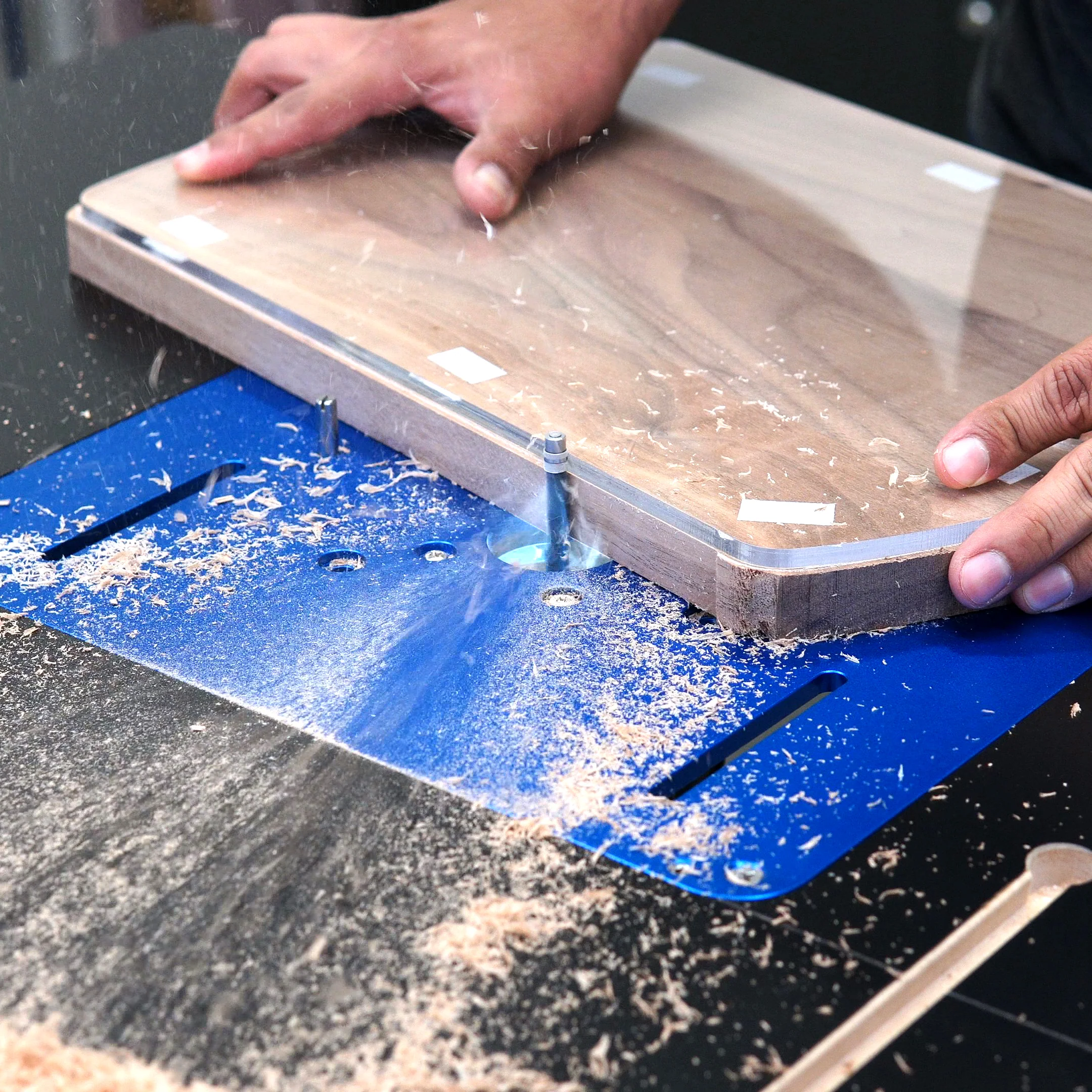 DualFit Pro® Aluminum Router Insert Plate With Insert Rings - Fits Full-Size and Trim Routers - Image 9